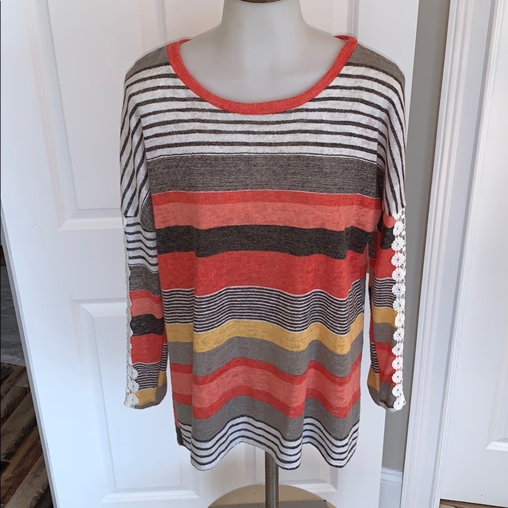 Top size medium - Picture 2 of 5